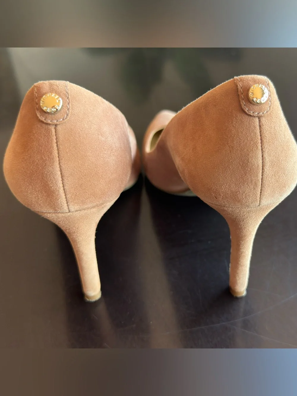 Classic beige suede pointy toe stiletto by Michael Kors size 7